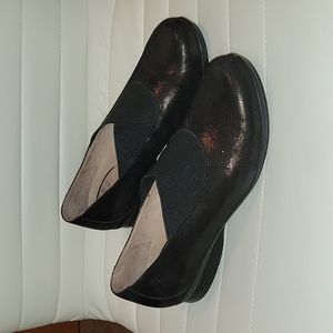 Dansko Ann Metallic Black Leather Slip on Shoes Sz. 38 (7.5-8)